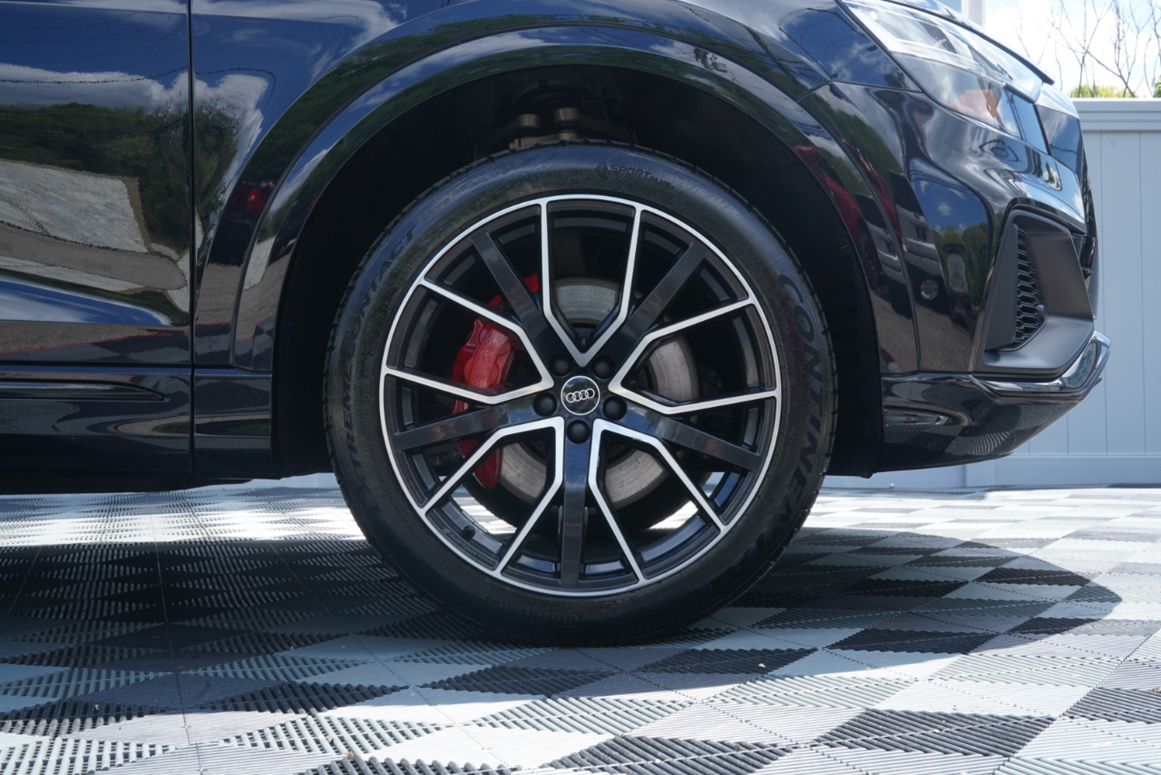 Audi Q8 Premium Plus 55 TFSI quattro 2021