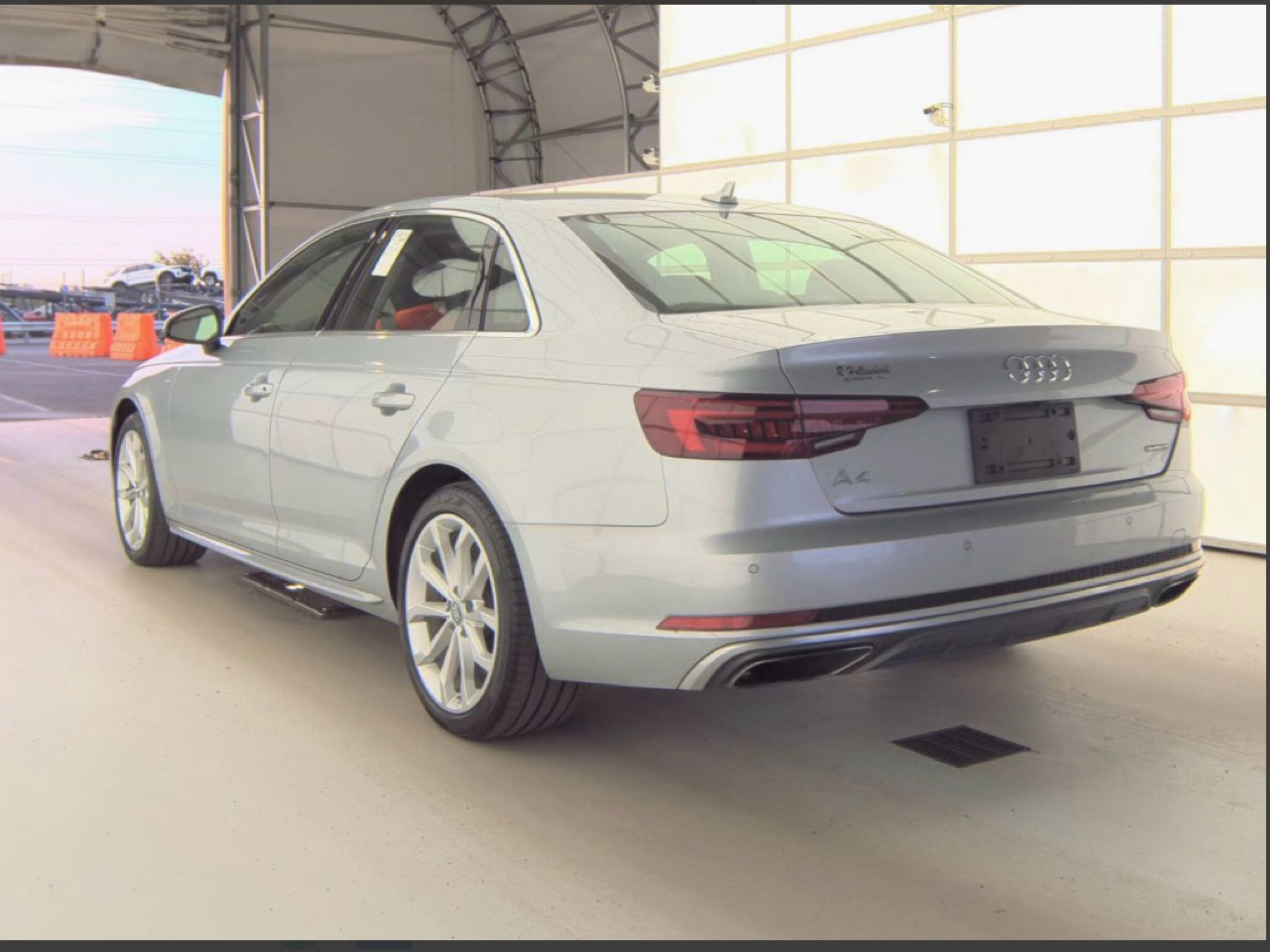 Audi A4 Premium Plus 45 TFSI quattro 2019