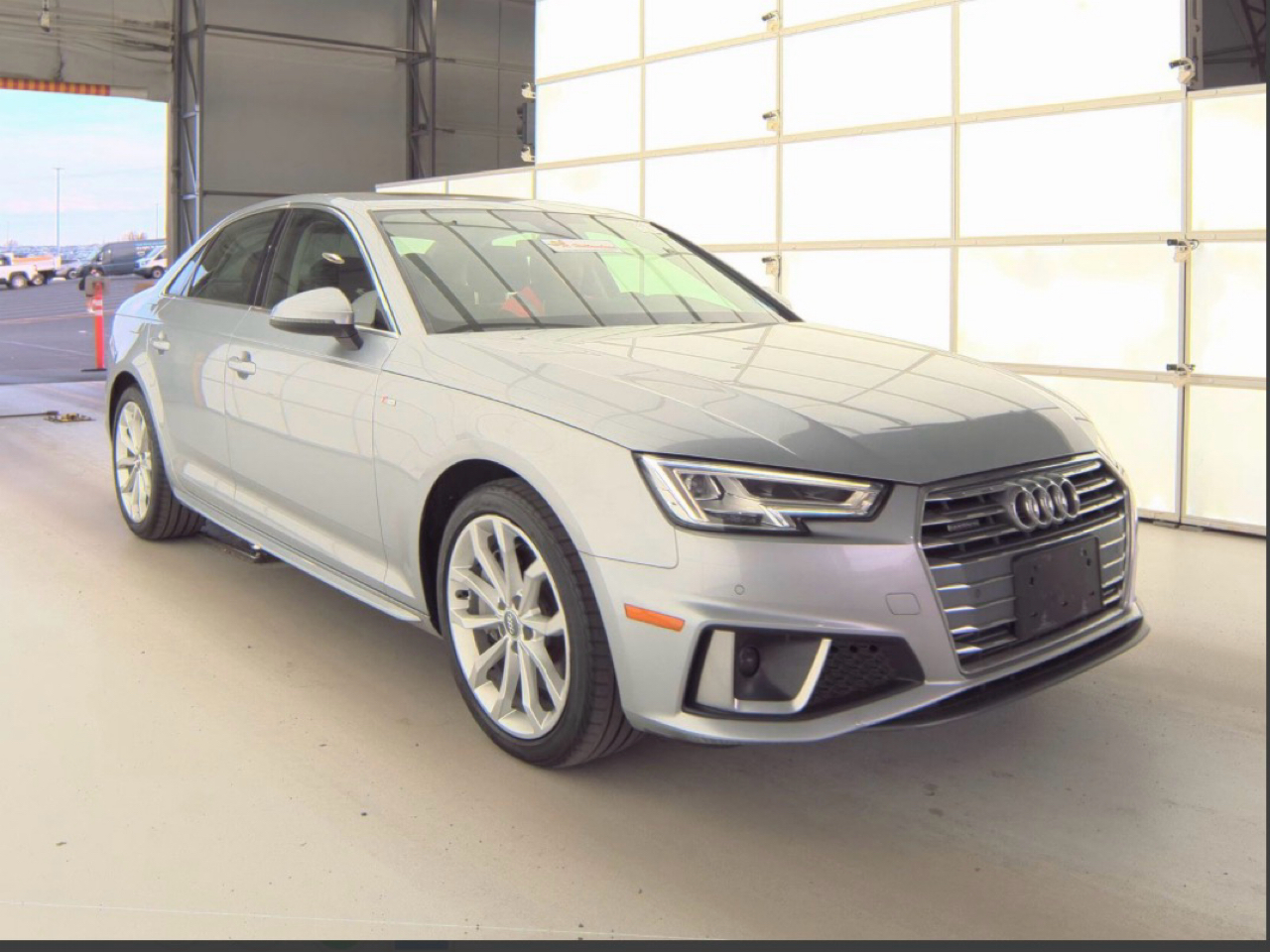 Audi A4 Premium Plus 45 TFSI quattro 2019