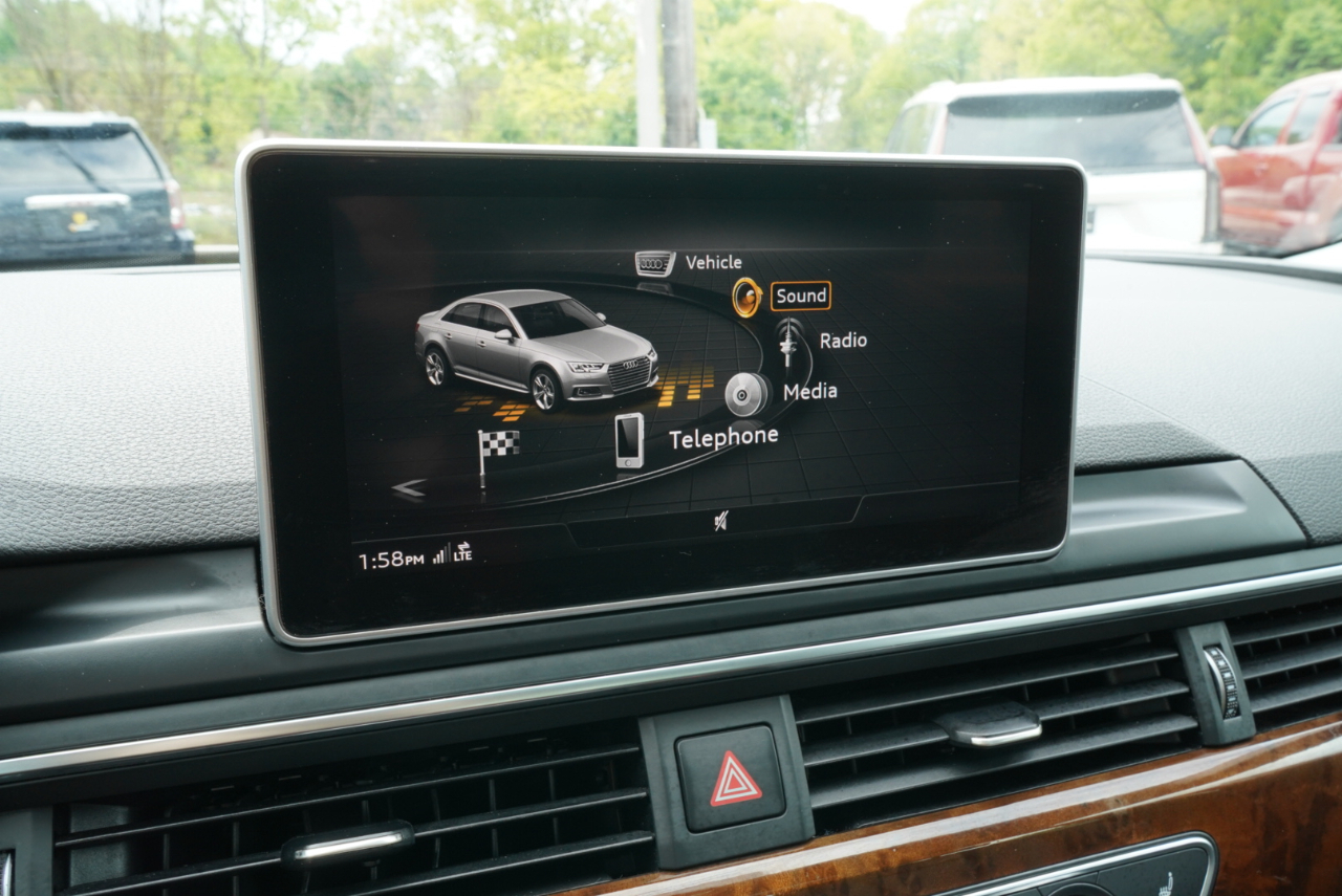 Audi A4 Premium Plus 45 TFSI quattro 2019