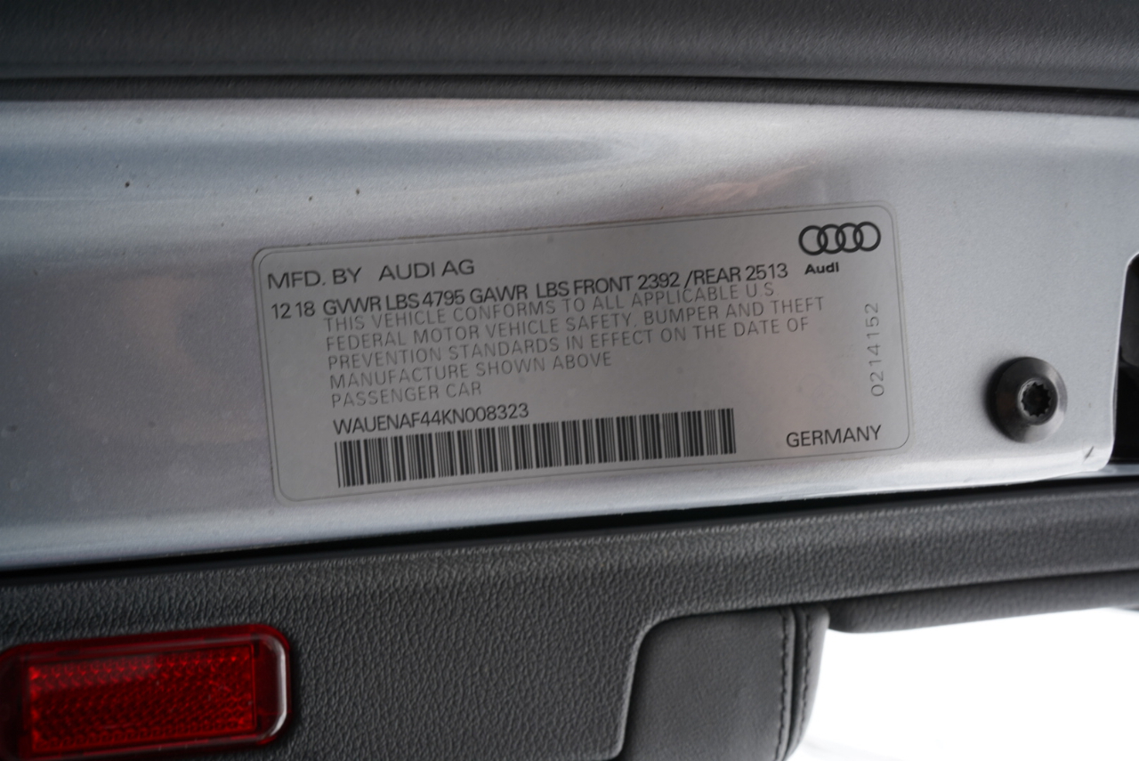 Audi A4 Premium Plus 45 TFSI quattro 2019