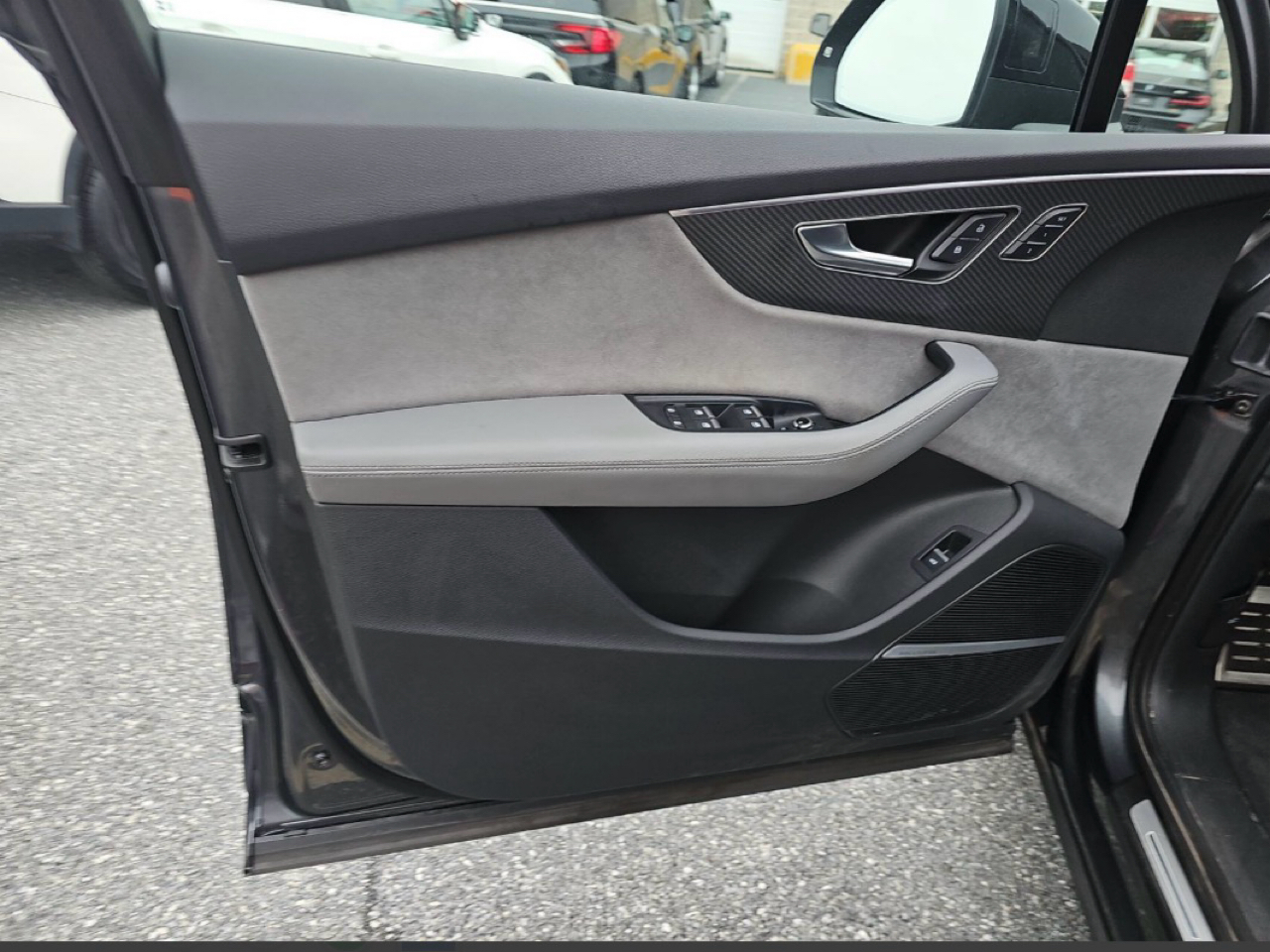 Audi SQ7 Premium Plus 4.0 TFSI quattro 2025