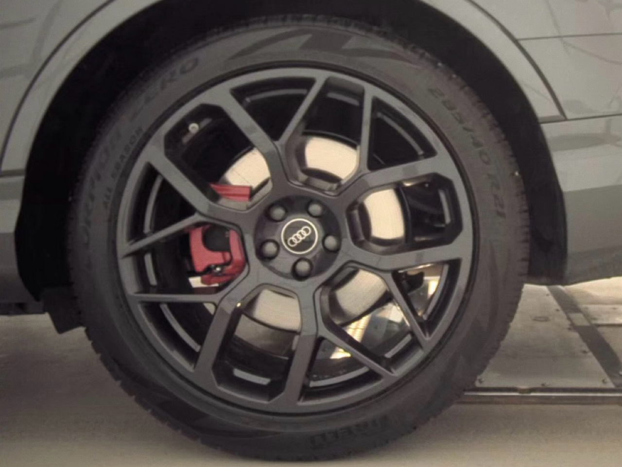 Audi SQ7 Premium Plus 4.0 TFSI quattro 2025