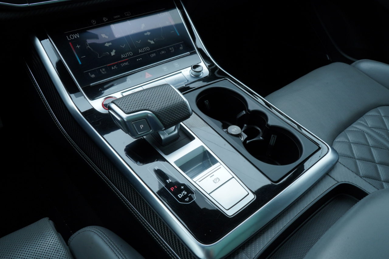 Audi SQ7 Premium Plus 4.0 TFSI quattro 2025