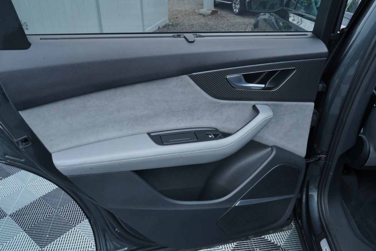 Audi SQ7 Premium Plus 4.0 TFSI quattro 2025