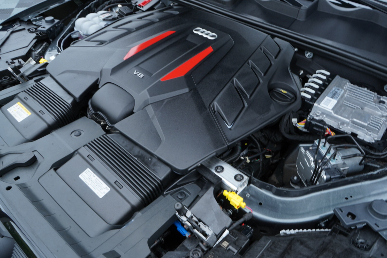 Audi SQ7 Premium Plus 4.0 TFSI quattro 2025