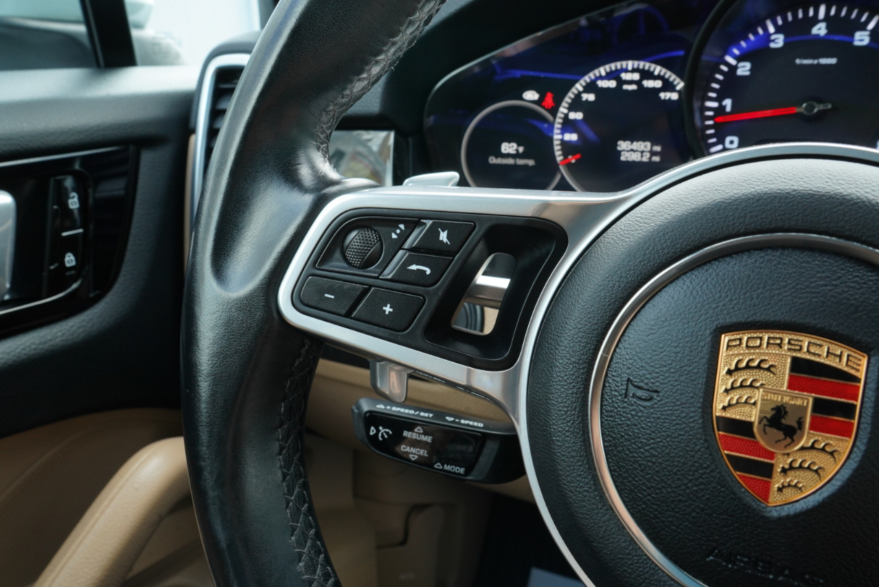 Porsche Cayenne AWD 2020