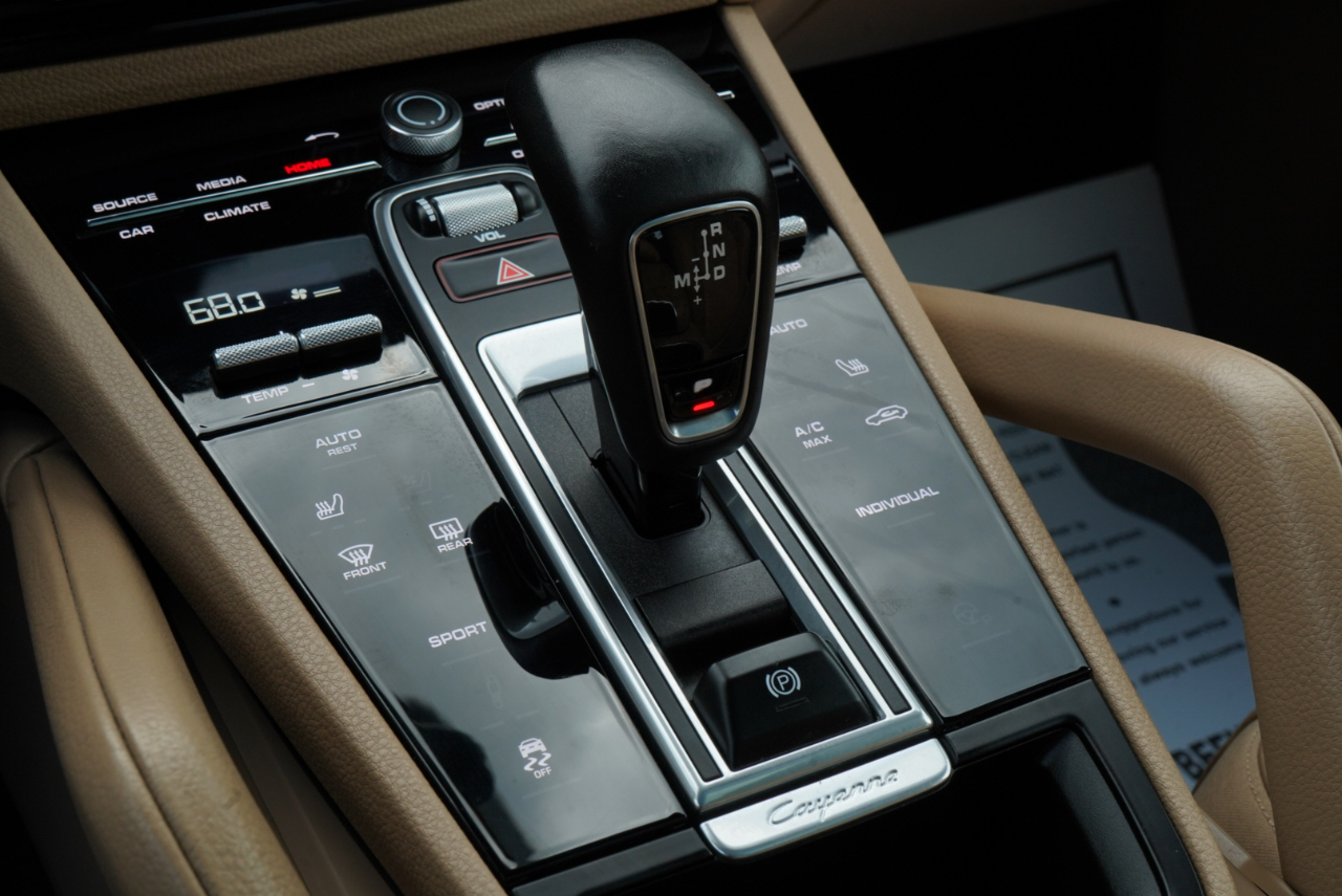 Porsche Cayenne AWD 2020