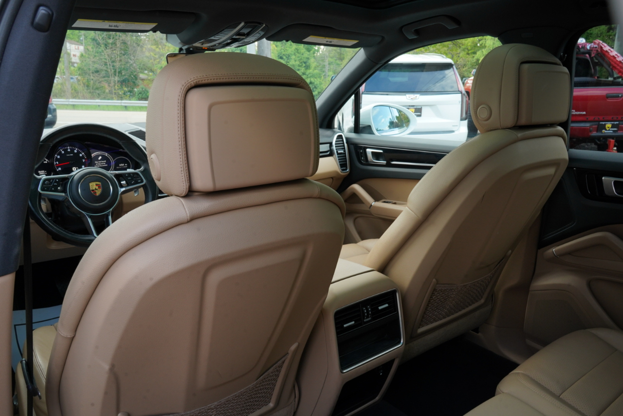 Porsche Cayenne AWD 2020