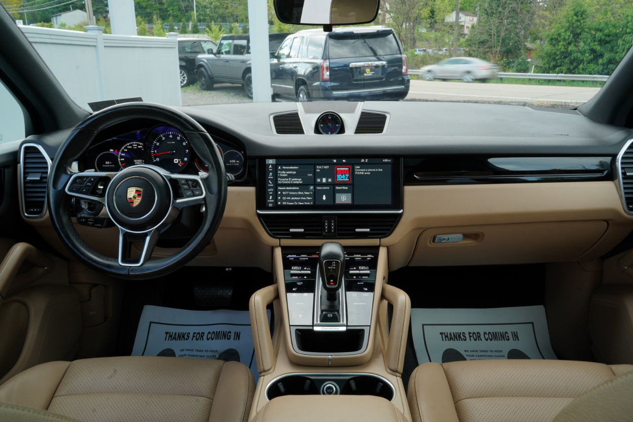 Porsche Cayenne AWD 2020