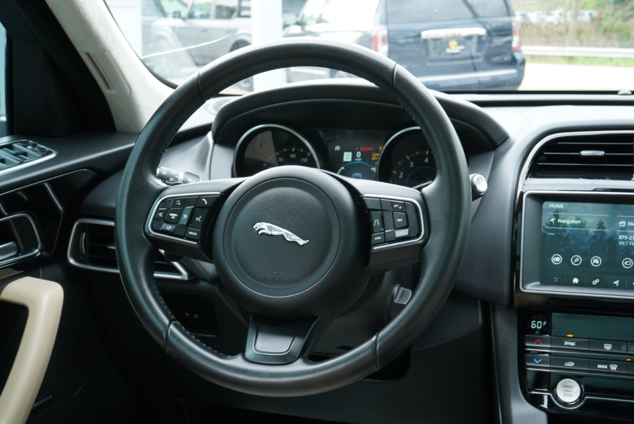 Jaguar F-Pace 25t Premium AWD 2020