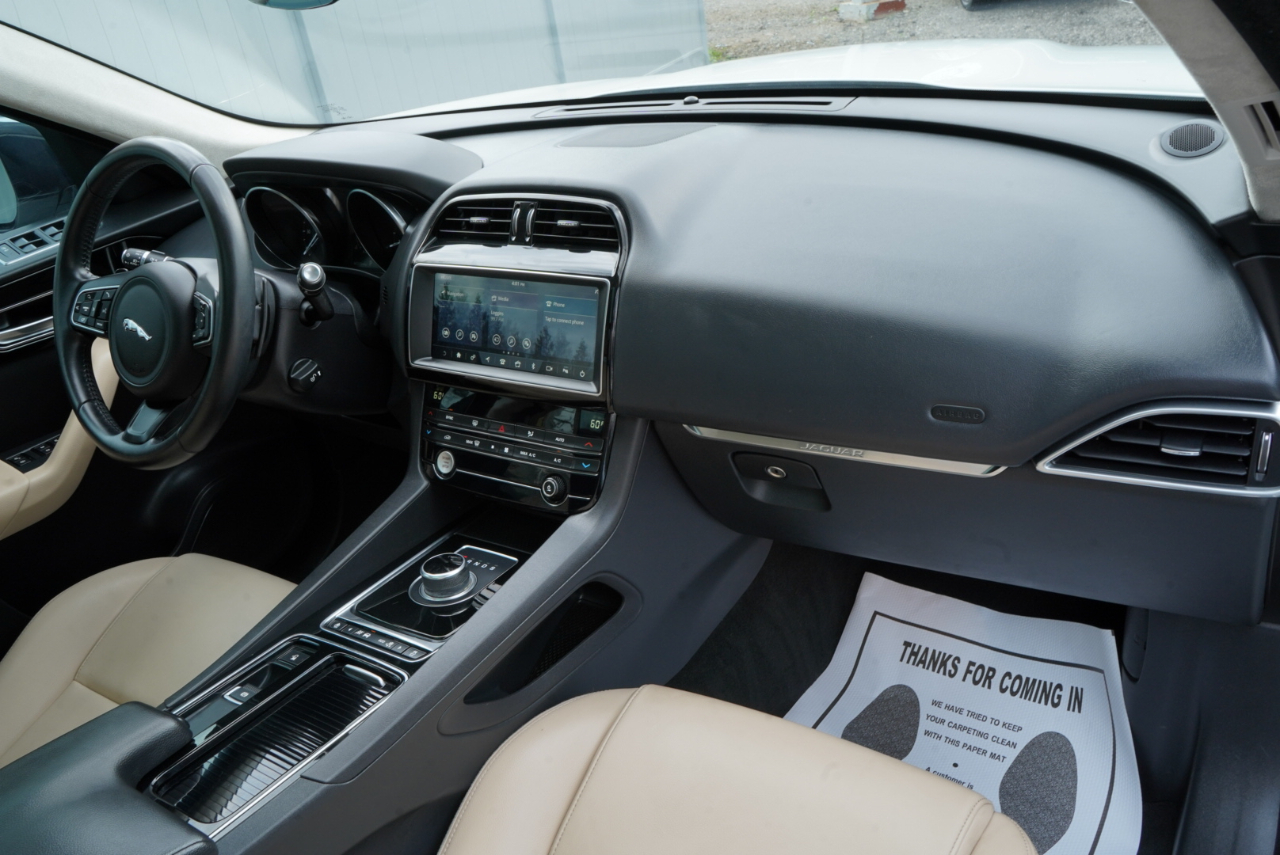 Jaguar F-Pace 25t Premium AWD 2020