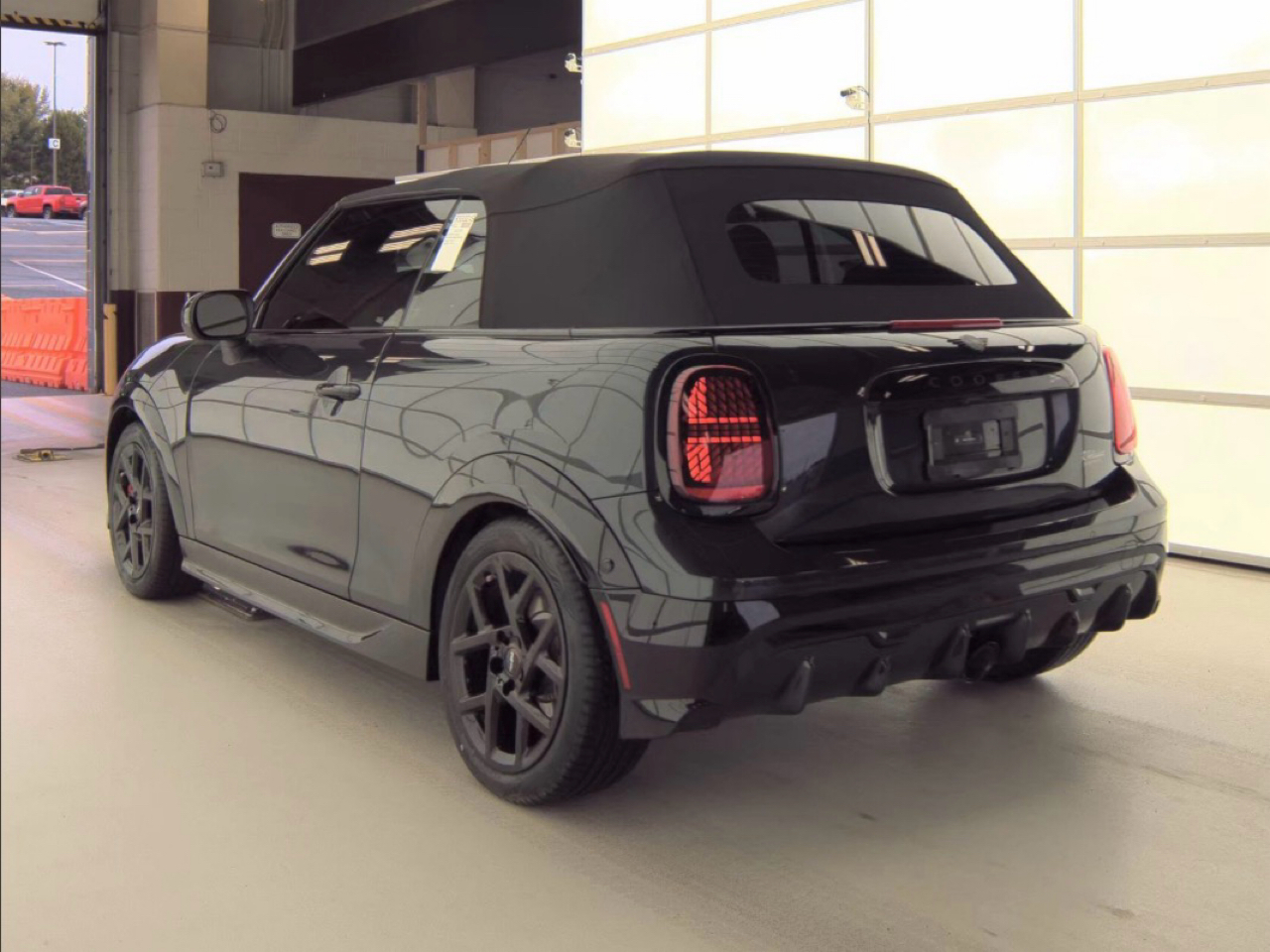 MINI Convertible John Cooper Works FWD 2025