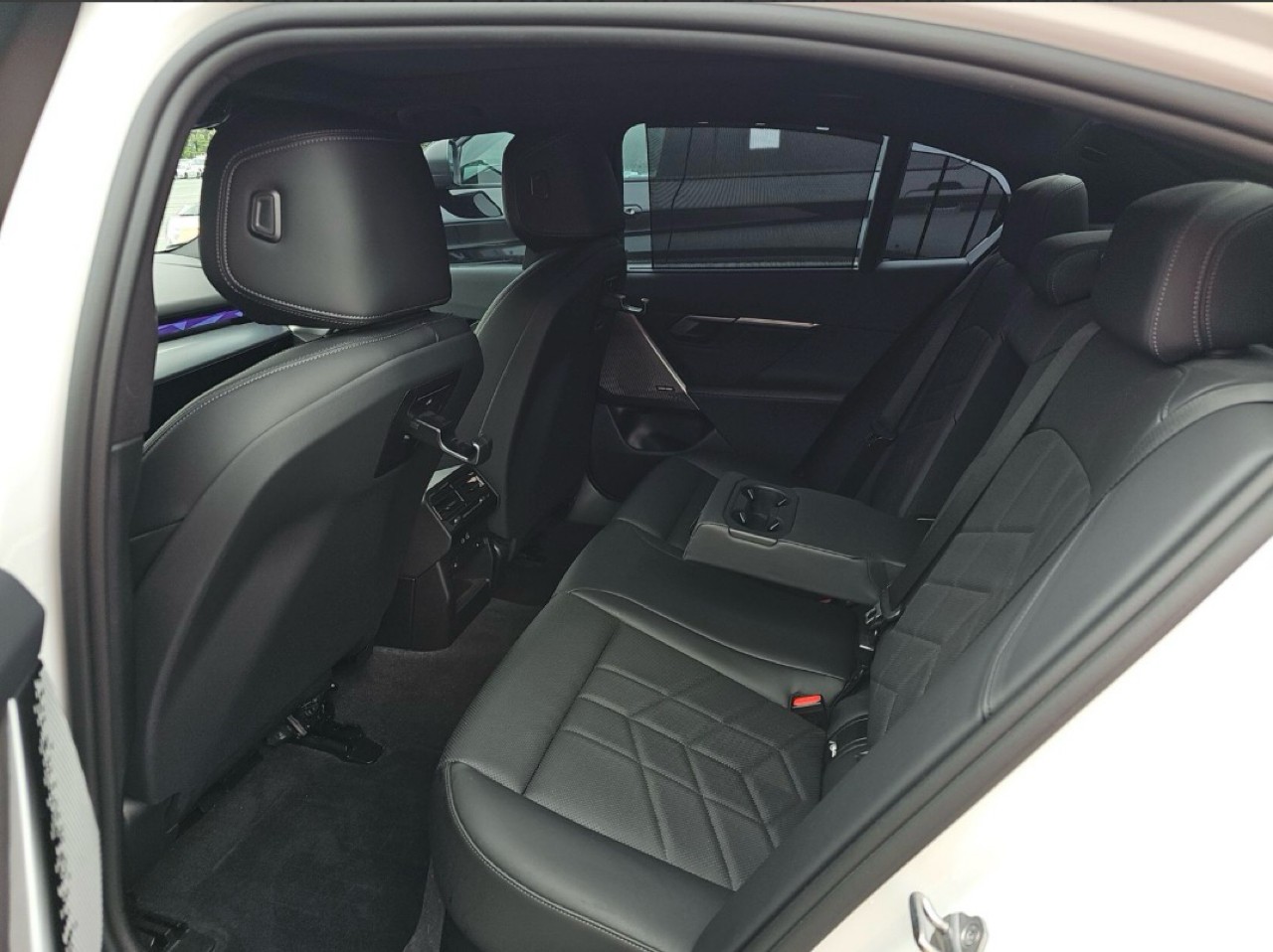 BMW 5 Series 540i xDrive Sedan 2024