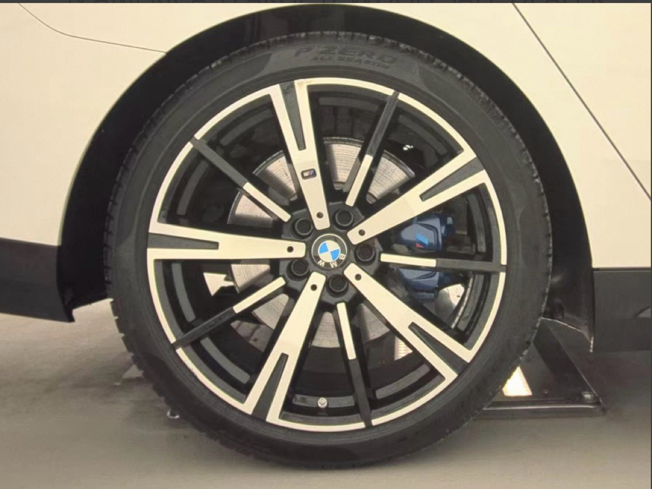 BMW 5 Series 540i xDrive Sedan 2024