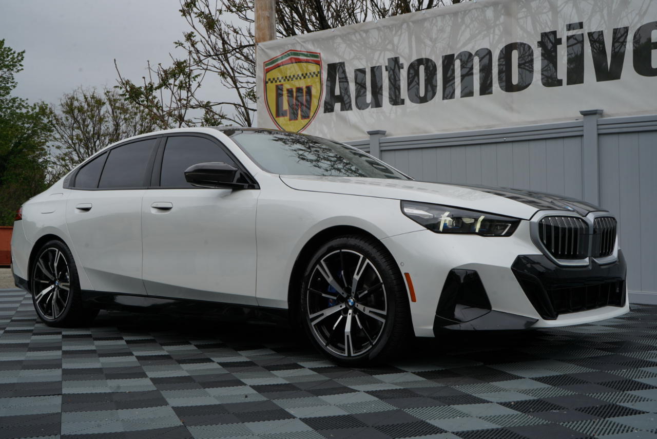 BMW 5 Series 540i xDrive Sedan 2024