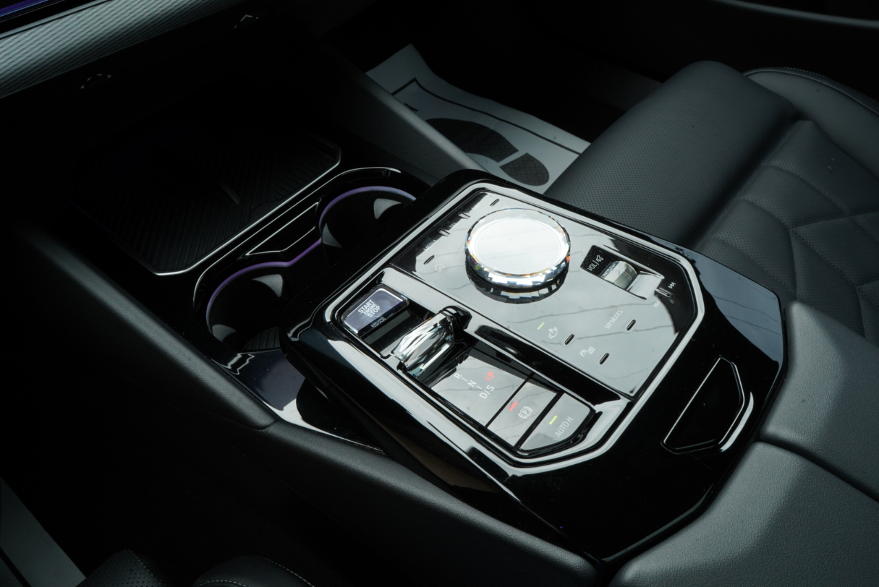 BMW 5 Series 540i xDrive Sedan 2024