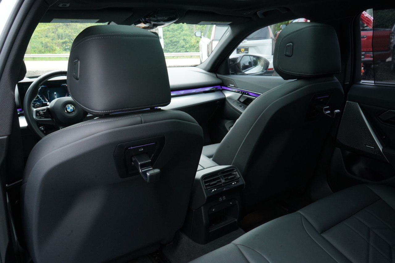 BMW 5 Series 540i xDrive Sedan 2024