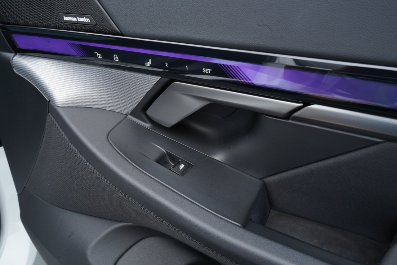 BMW 5 Series 540i xDrive Sedan 2024