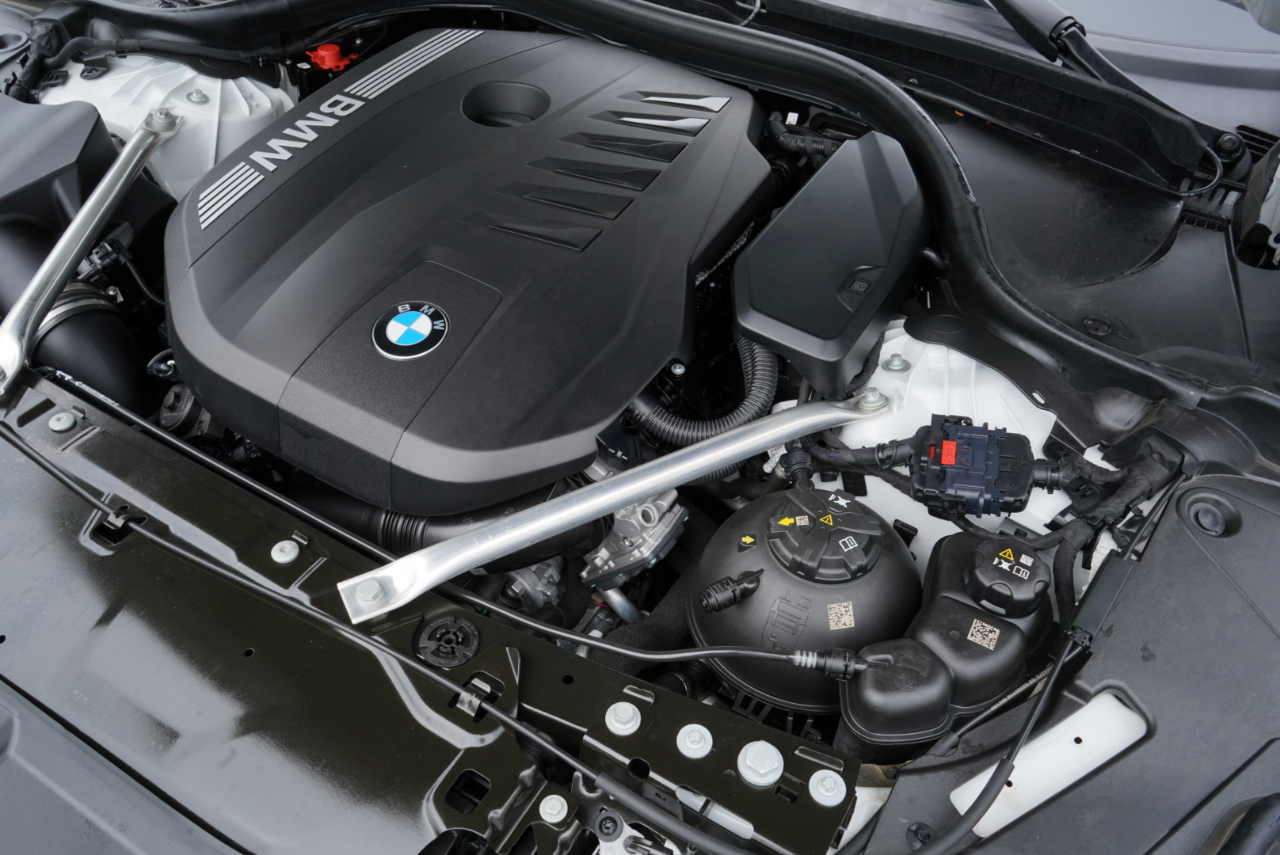 BMW 5 Series 540i xDrive Sedan 2024