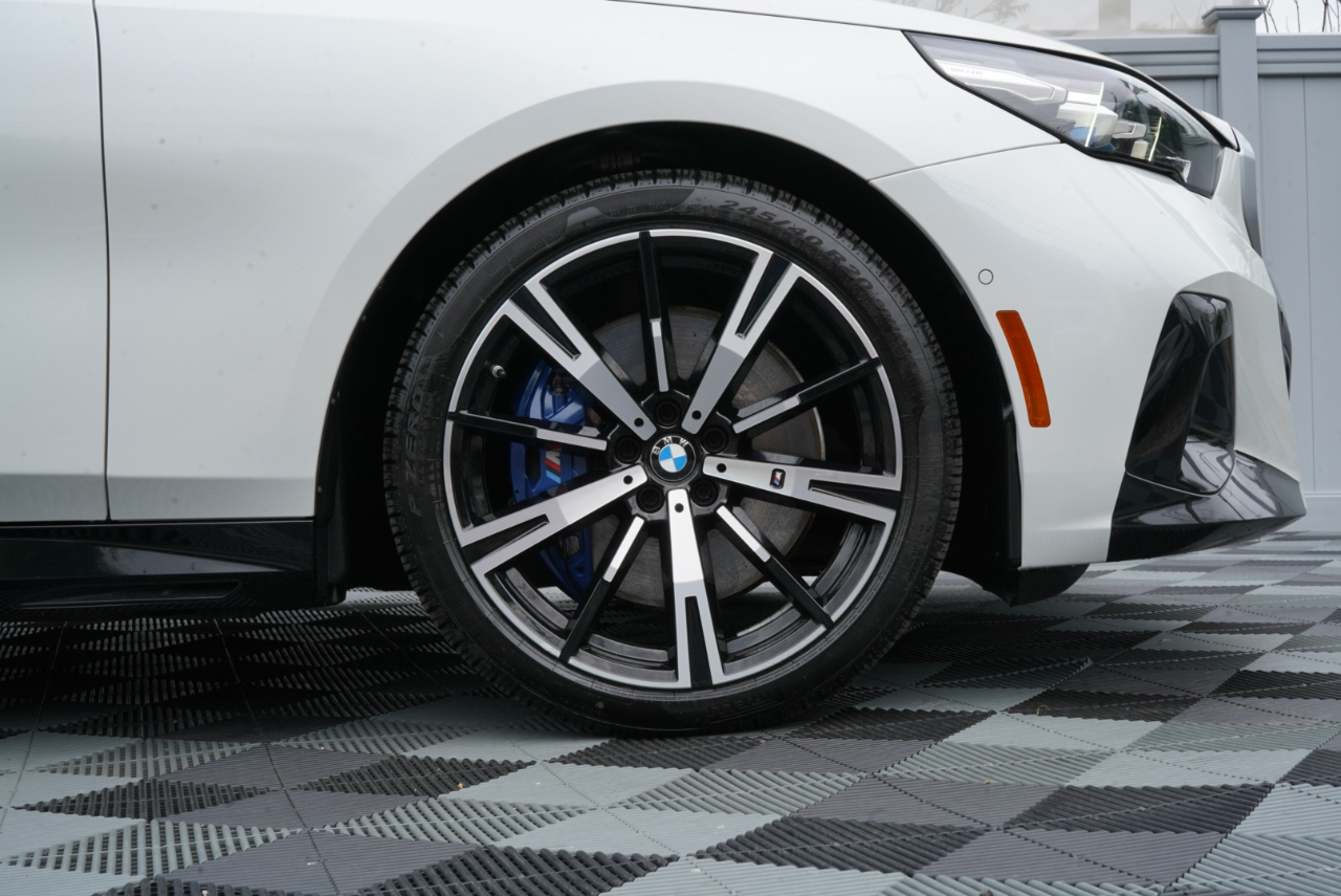 BMW 5 Series 540i xDrive Sedan 2024