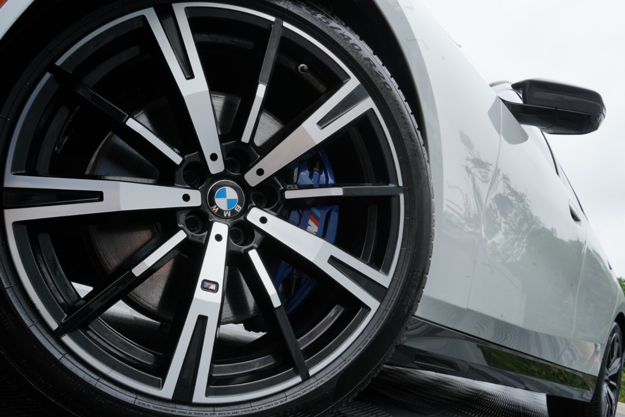 BMW 5 Series 540i xDrive Sedan 2024