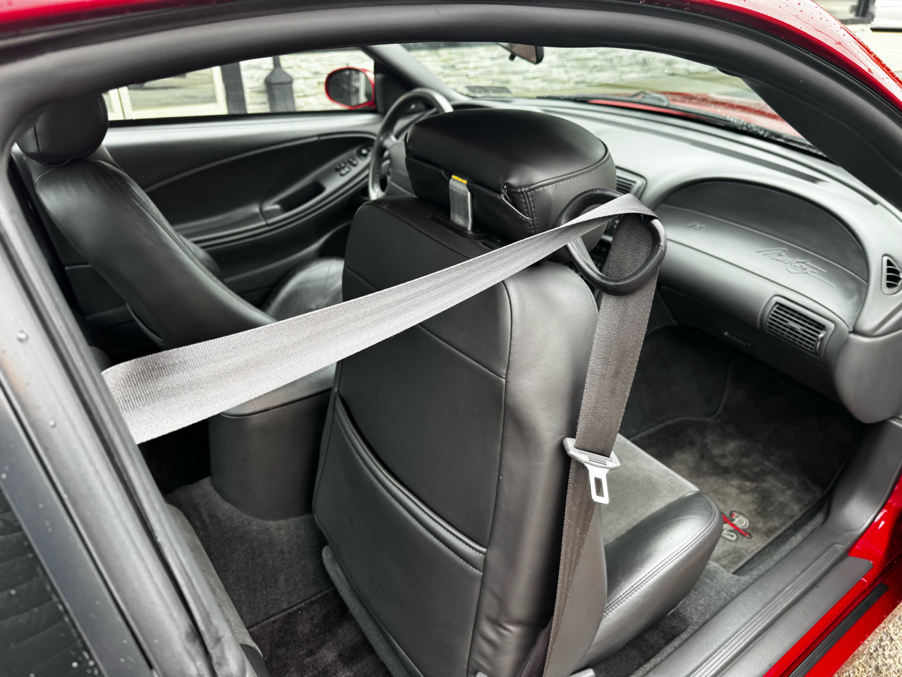 Ford Mustang 2dr Cpe SVT Cobra 2004