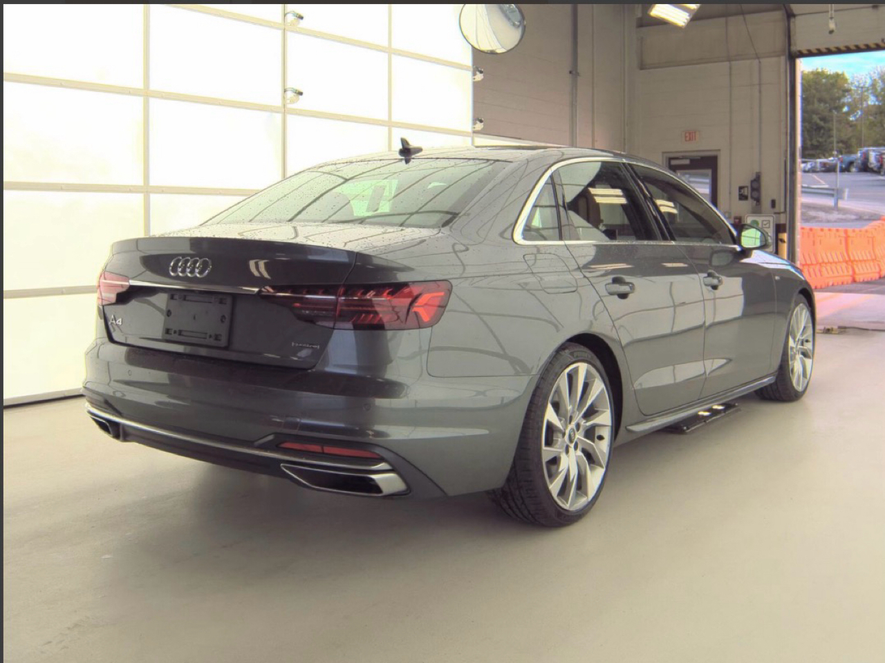 Audi A4 Sedan S line Premium Plus 45 TFSI quattro 2022