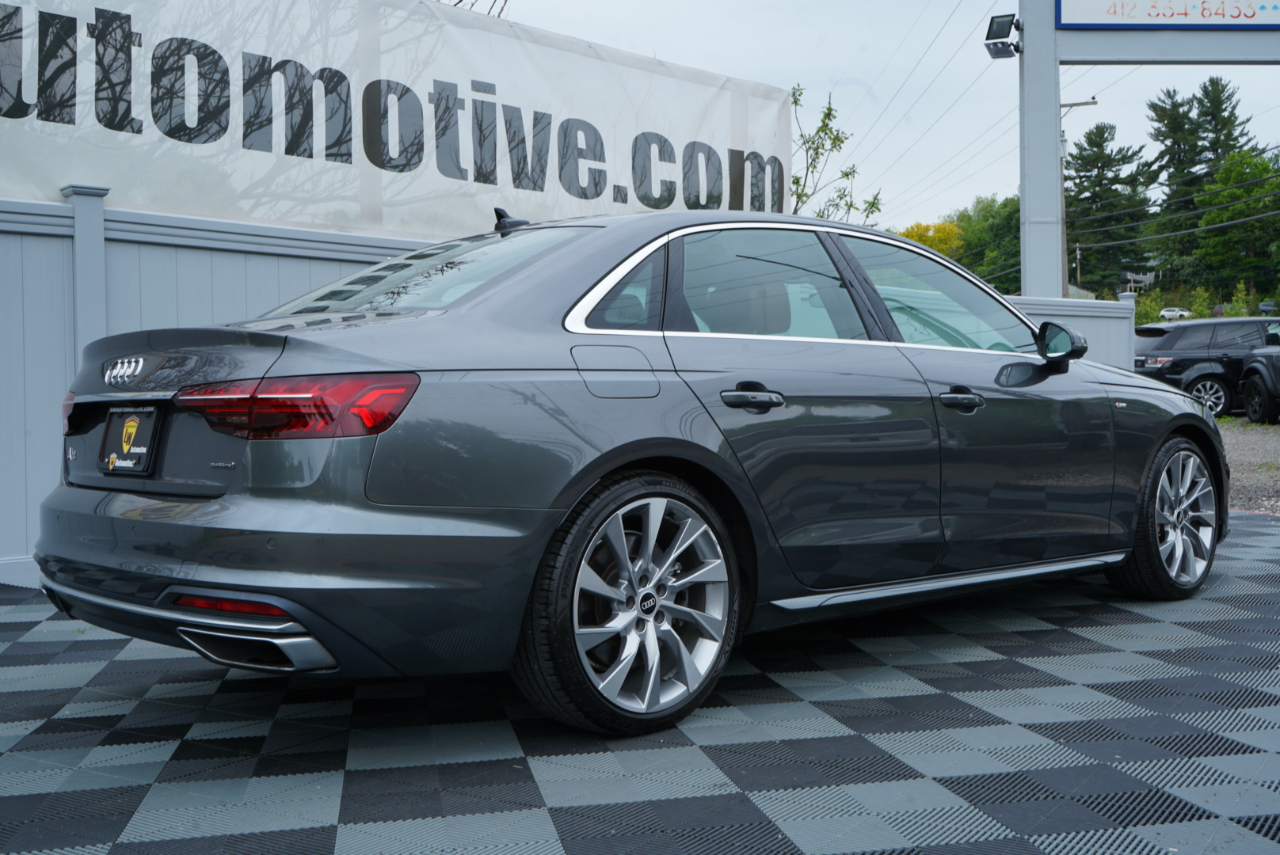Audi A4 Sedan S line Premium Plus 45 TFSI quattro 2022