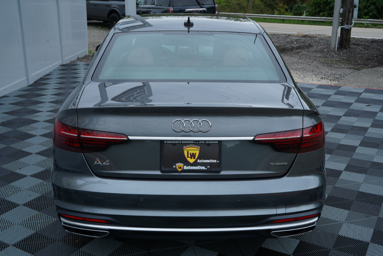 Audi A4 Sedan S line Premium Plus 45 TFSI quattro 2022