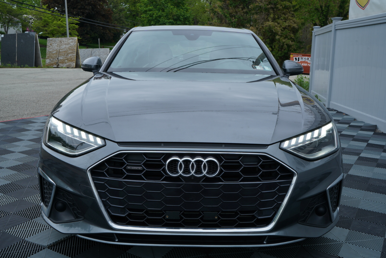 Audi A4 Sedan S line Premium Plus 45 TFSI quattro 2022