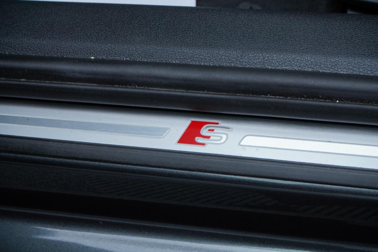 Audi A4 Sedan S line Premium Plus 45 TFSI quattro 2022