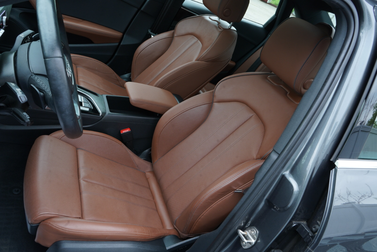 Audi A4 Sedan S line Premium Plus 45 TFSI quattro 2022