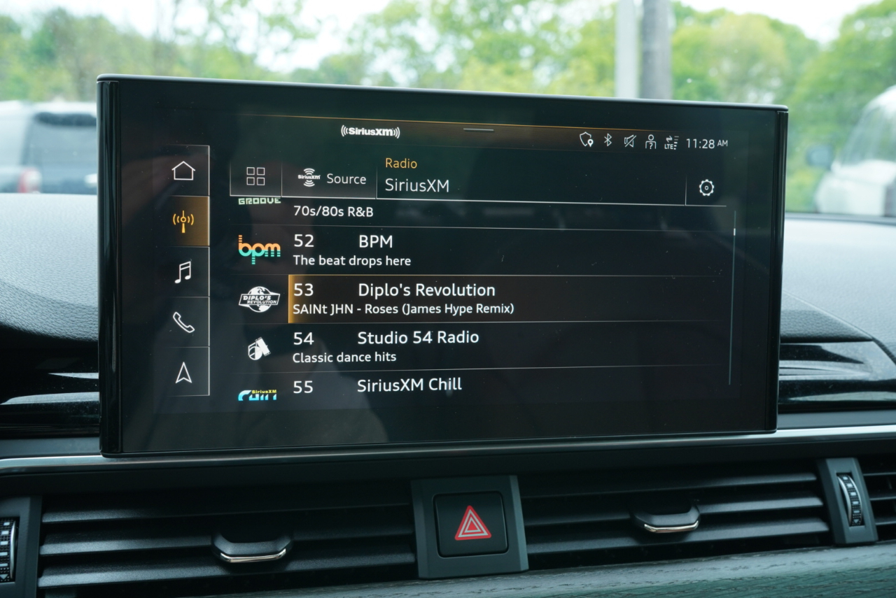Audi A4 Sedan S line Premium Plus 45 TFSI quattro 2022
