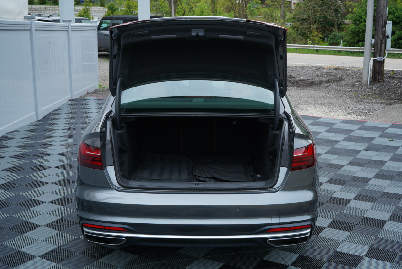 Audi A4 Sedan S line Premium Plus 45 TFSI quattro 2022