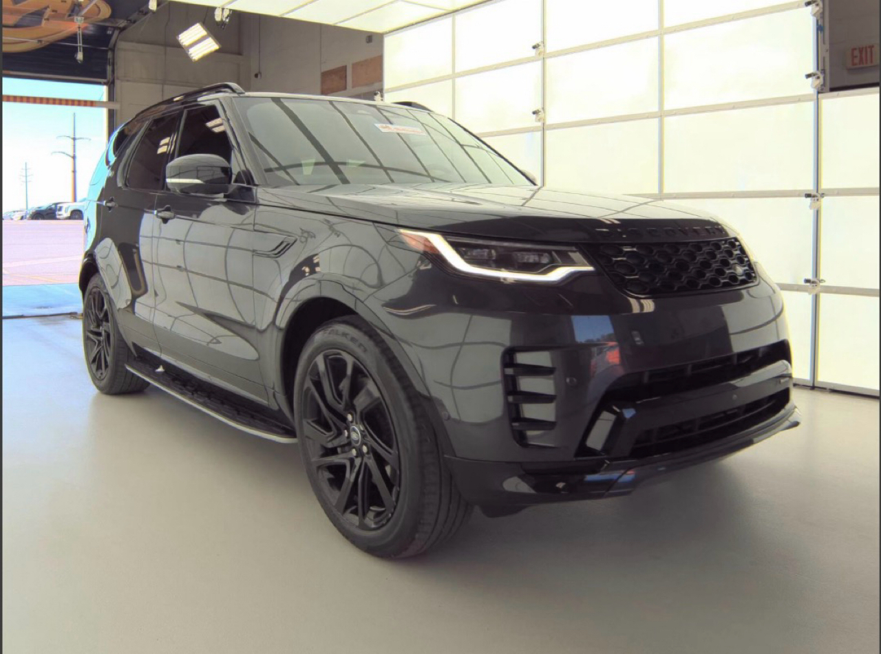 Land Rover Discovery P300 S R-Dynamic 2023