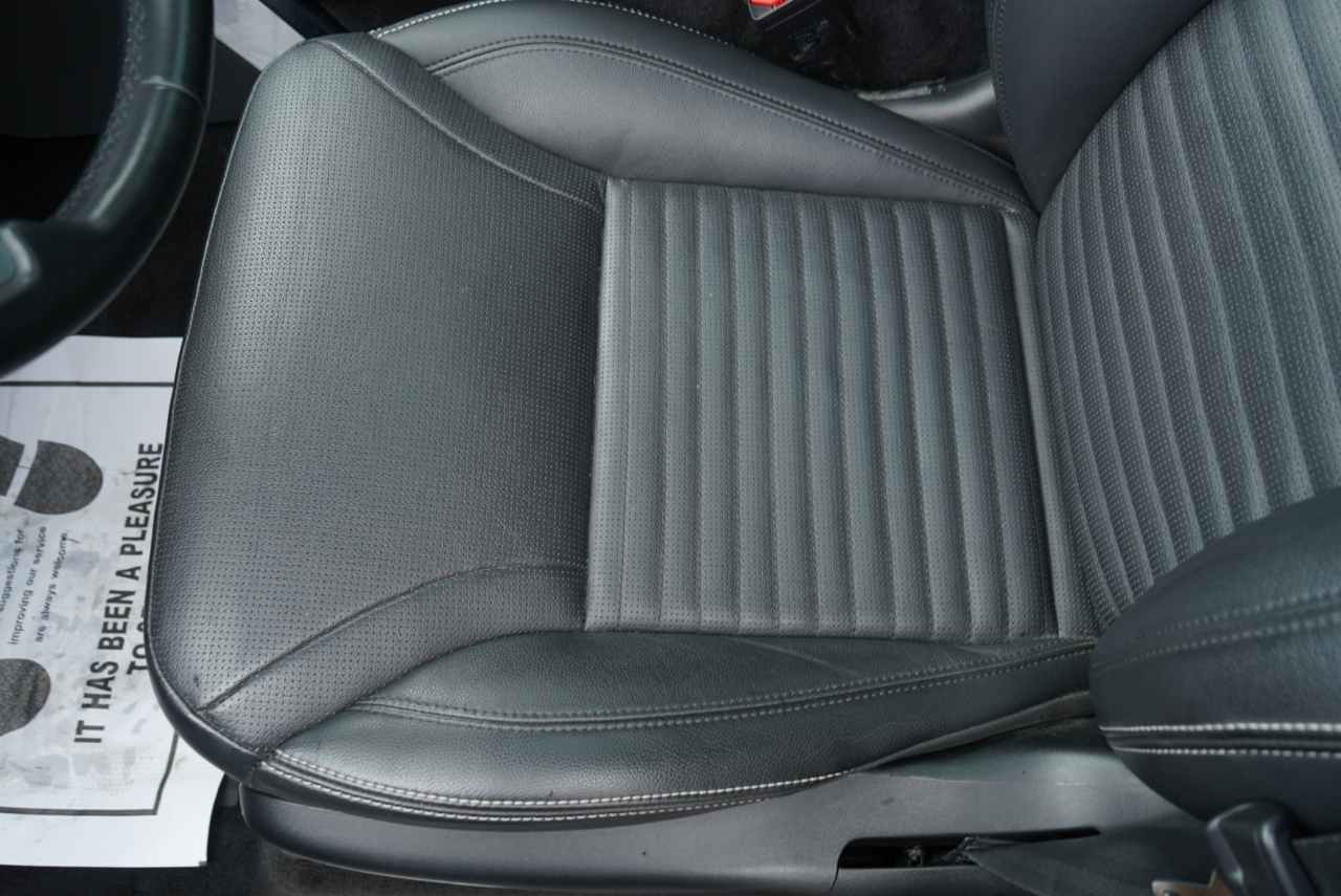 Land Rover Discovery P300 S R-Dynamic 2023