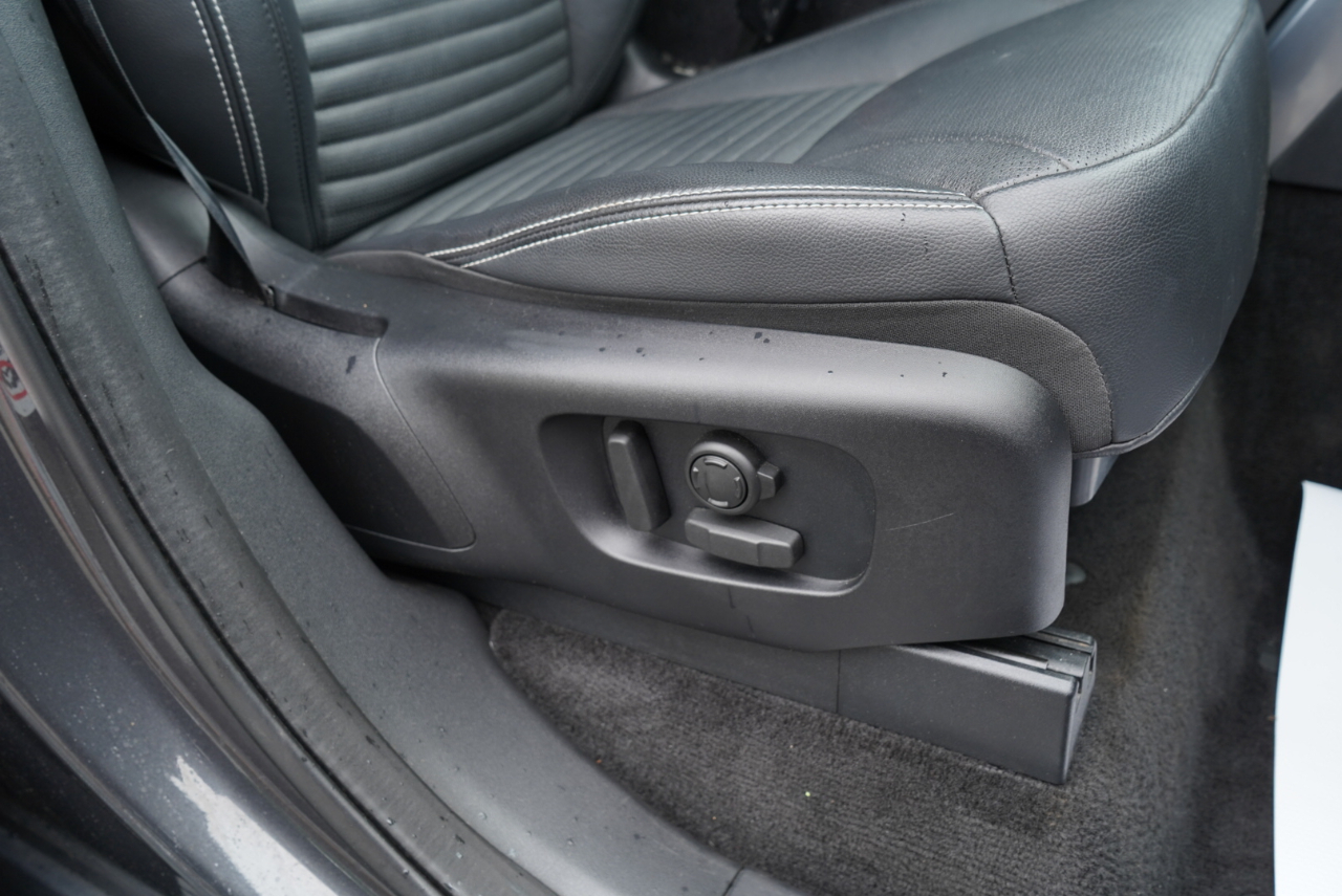 Land Rover Discovery P300 S R-Dynamic 2023