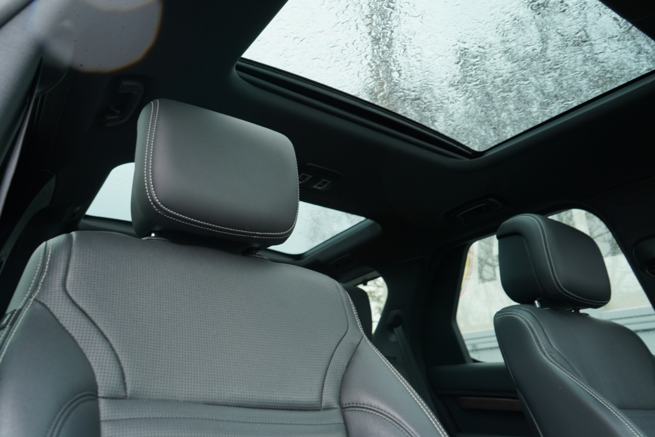 Land Rover Discovery P300 S R-Dynamic 2023