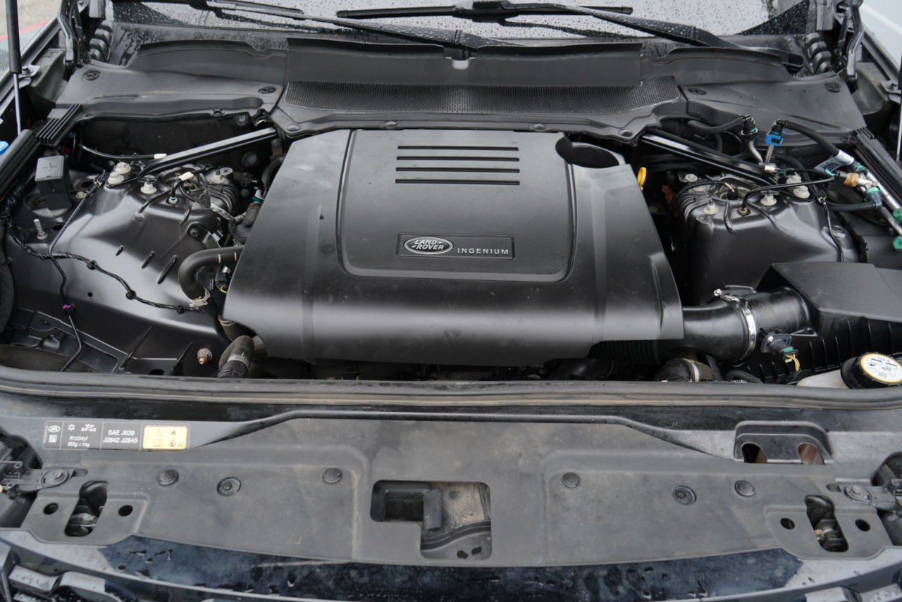 Land Rover Discovery P300 S R-Dynamic 2023