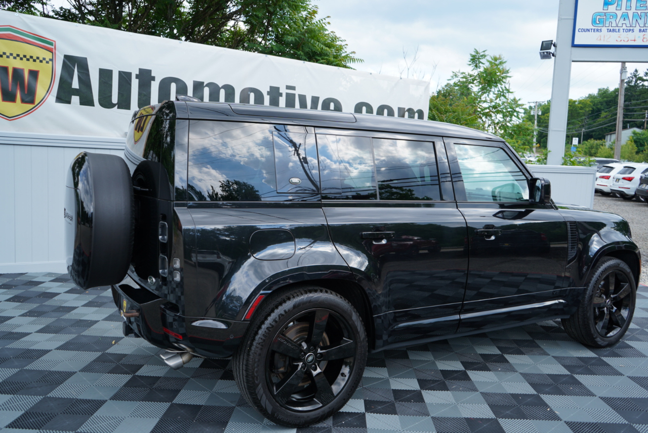 Land Rover Defender 110 AWD 2023
