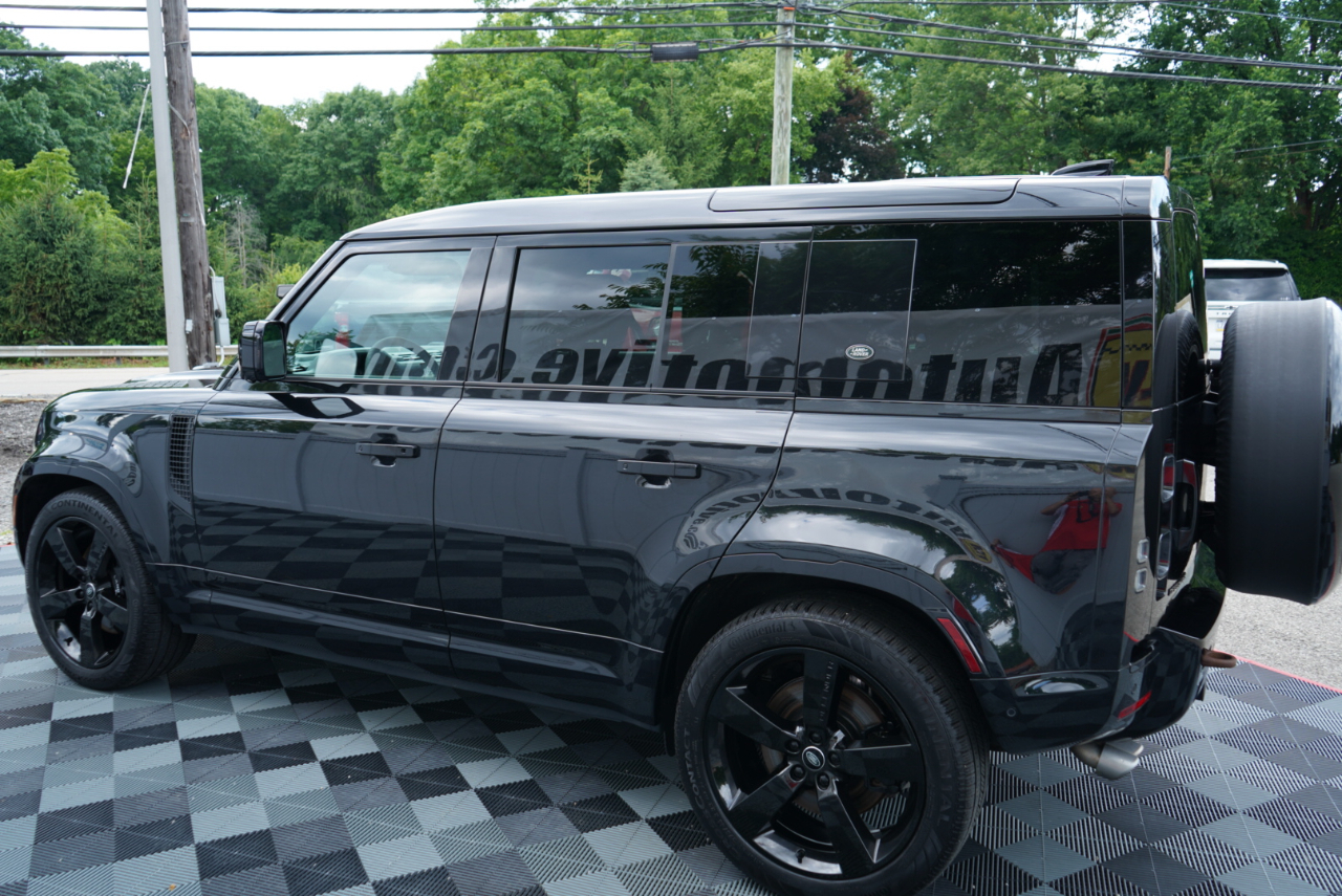 Land Rover Defender 110 AWD 2023
