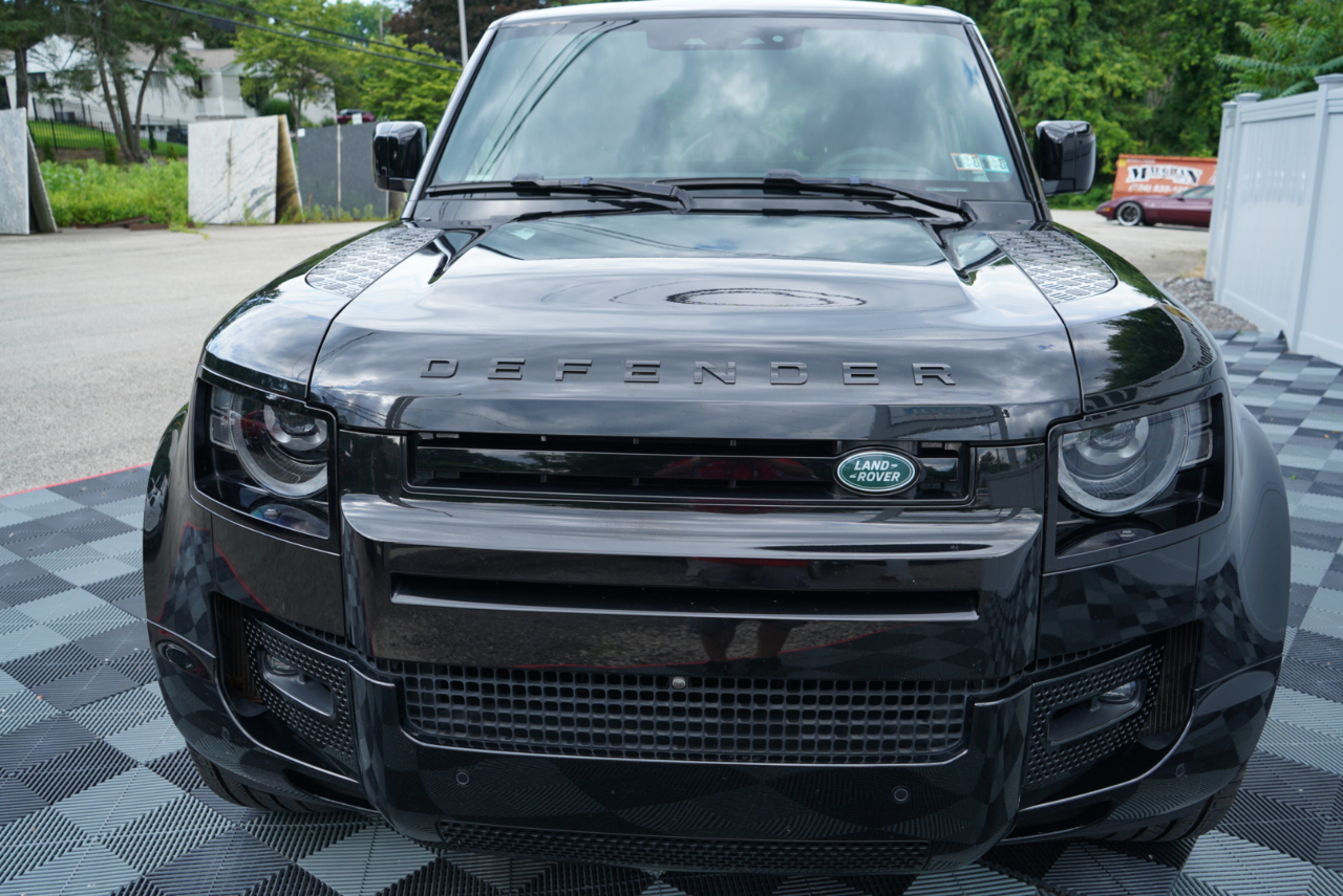 Land Rover Defender 110 AWD 2023