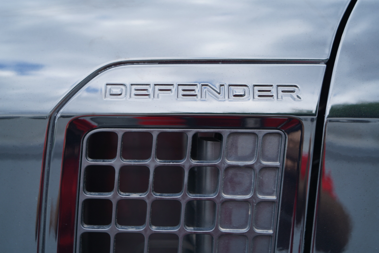Land Rover Defender 110 AWD 2023