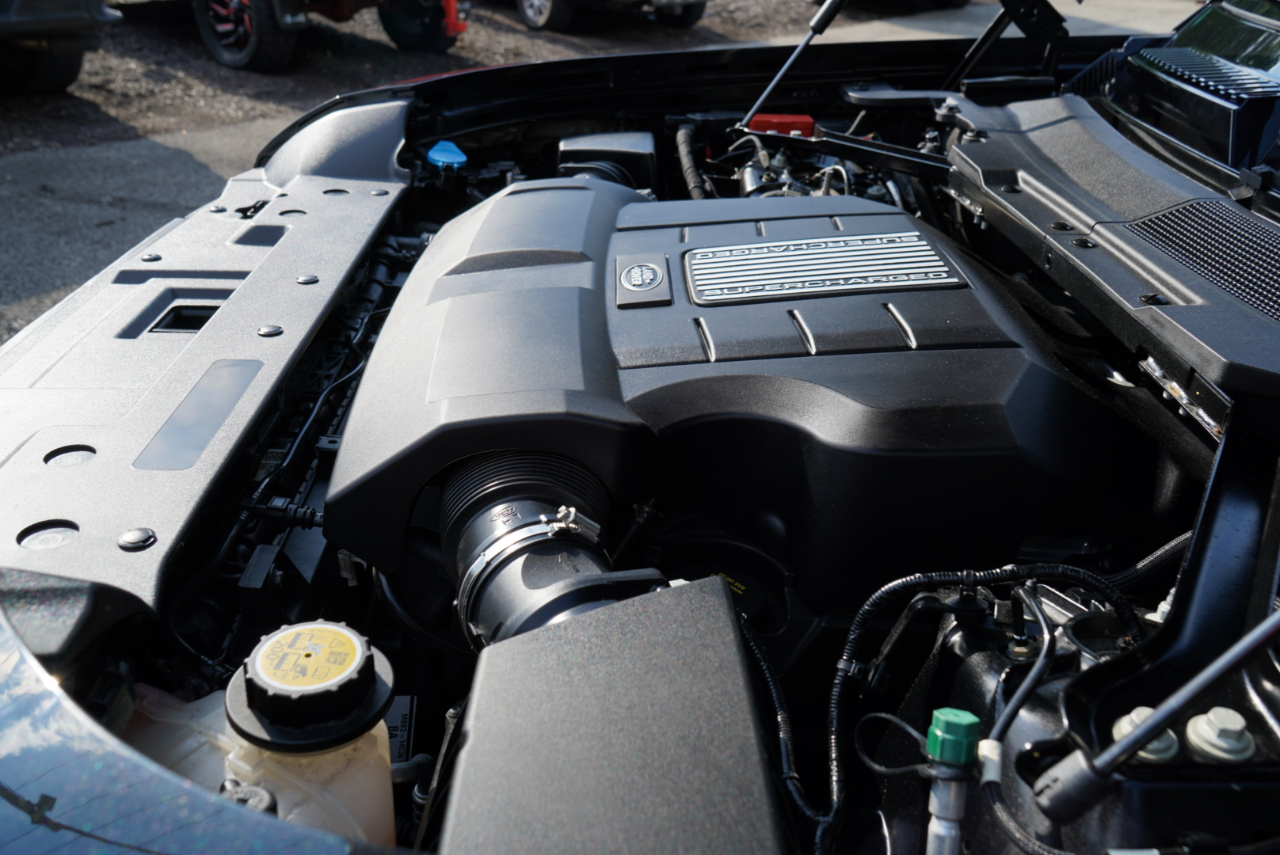 Land Rover Defender 110 AWD 2023