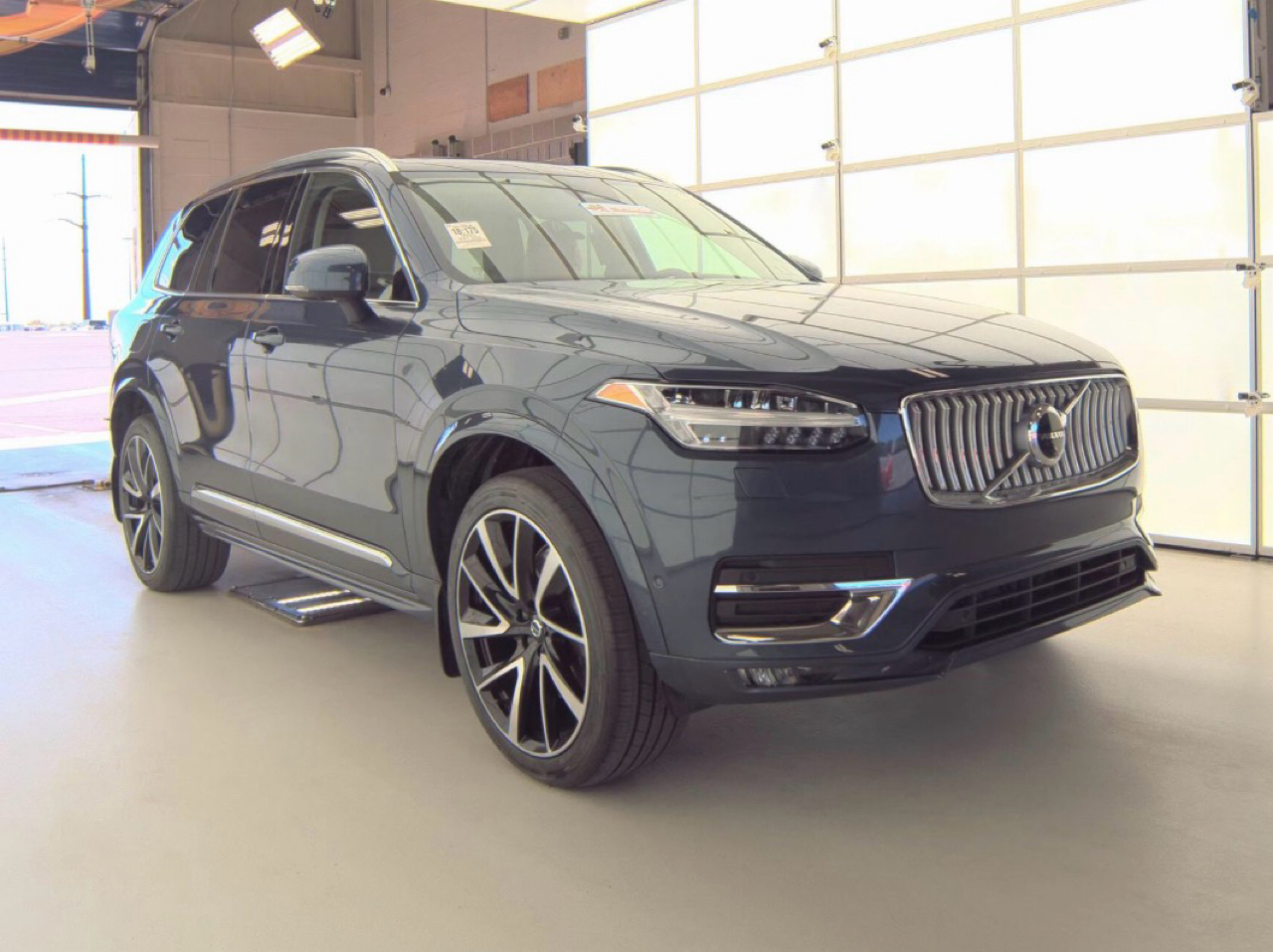 Volvo XC90 B6 AWD Plus 7P 2023