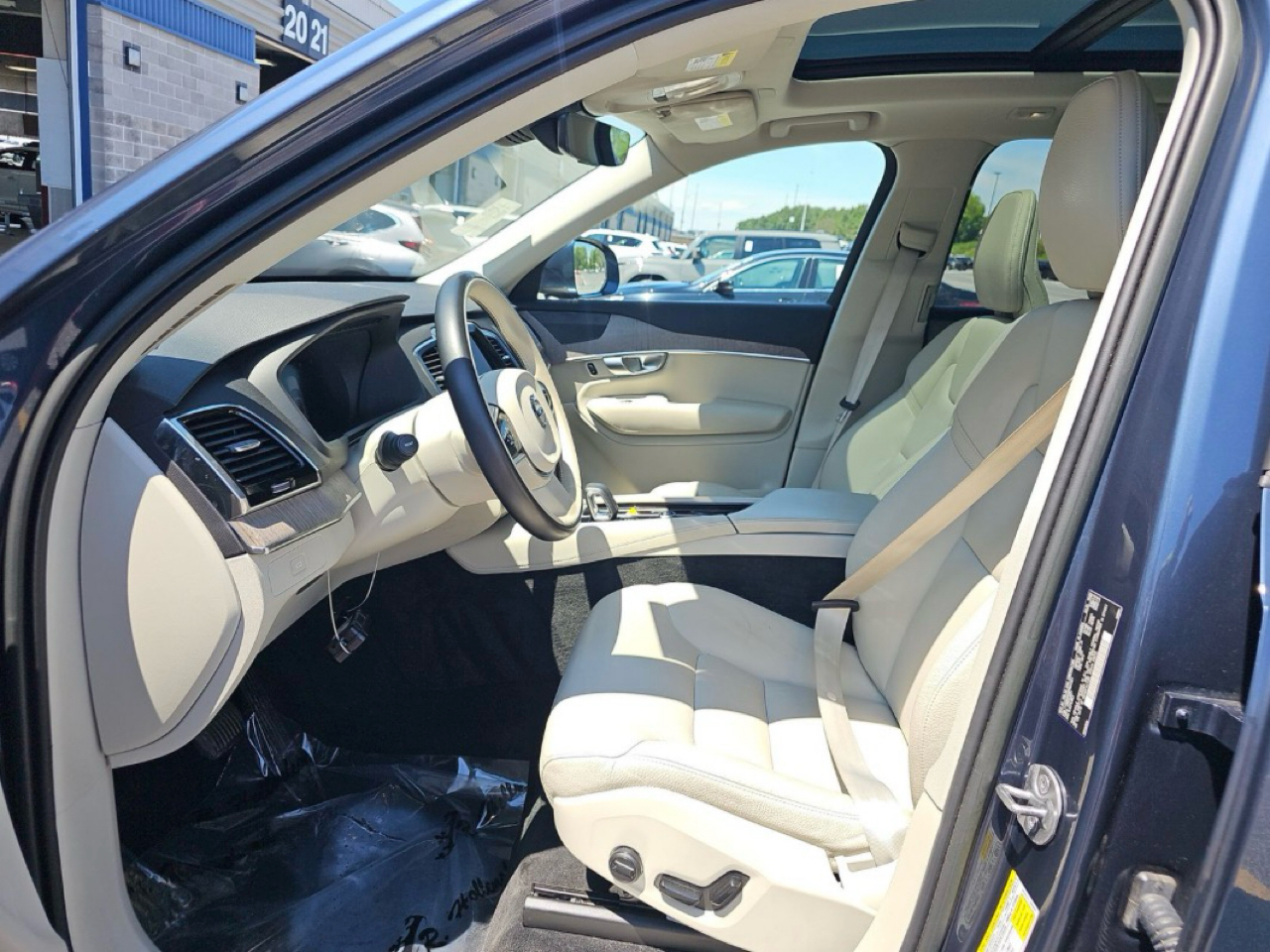 Volvo XC90 B6 AWD Plus 7P 2023