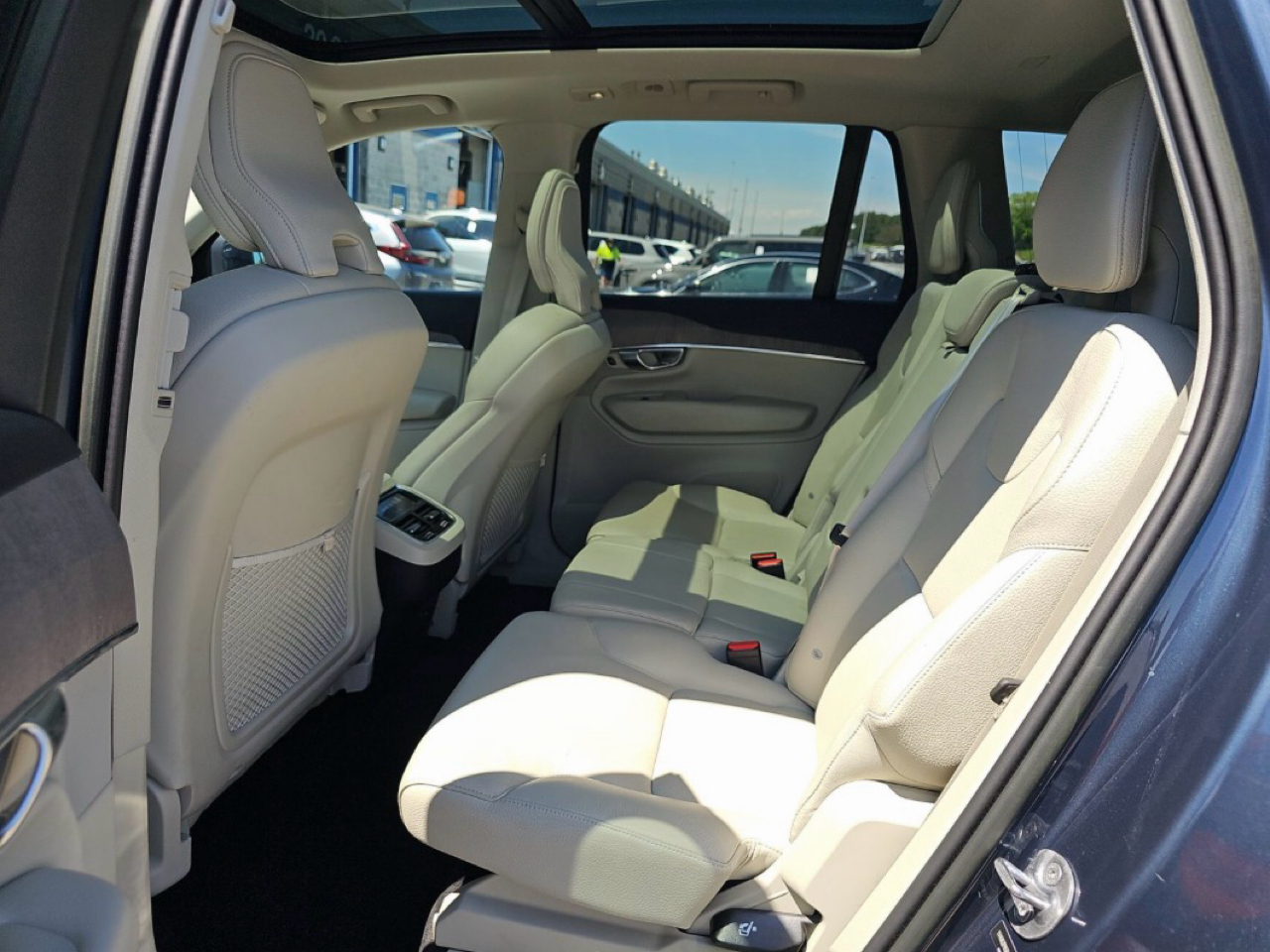 Volvo XC90 B6 AWD Plus 7P 2023