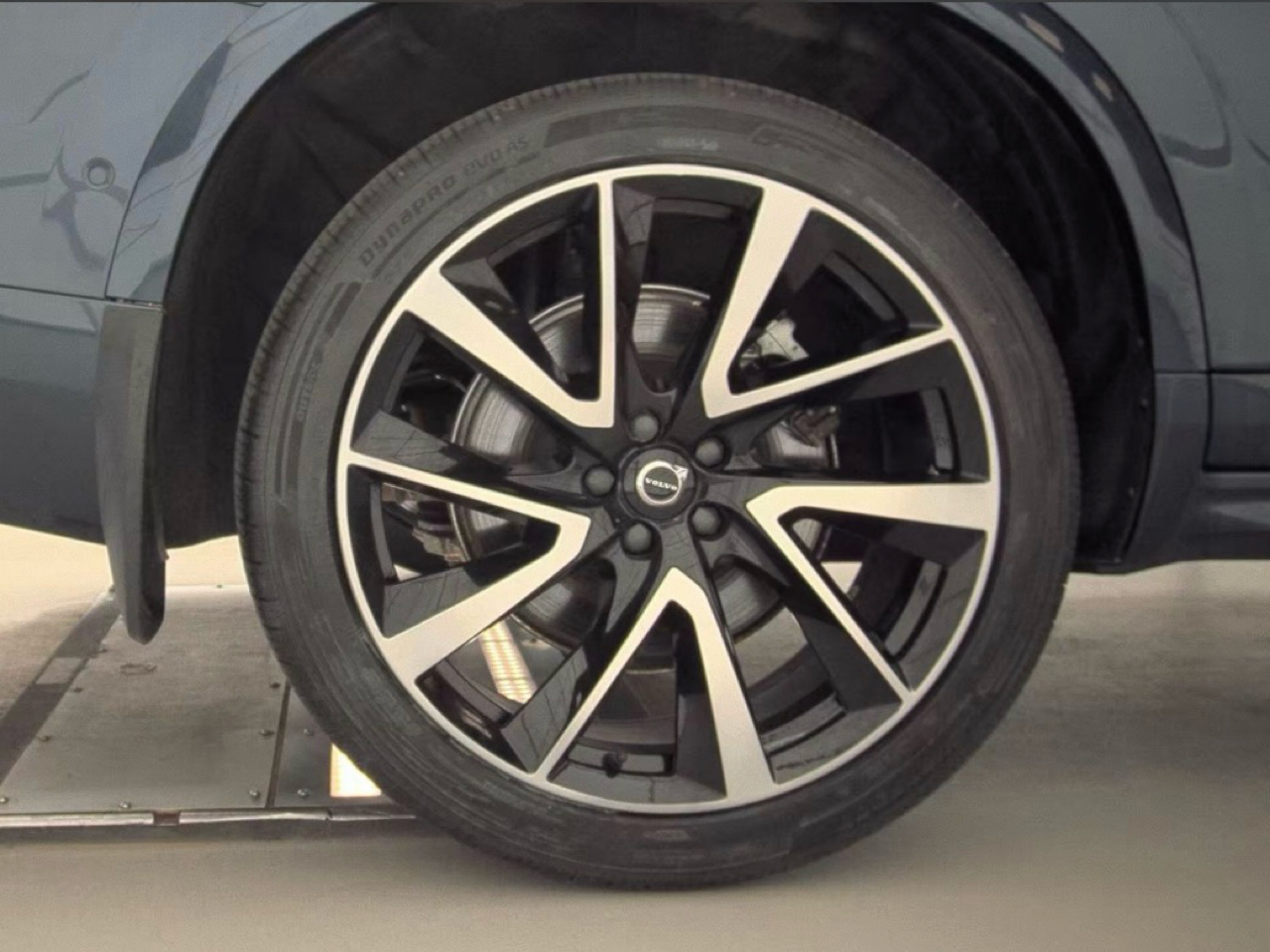 Volvo XC90 B6 AWD Plus 7P 2023