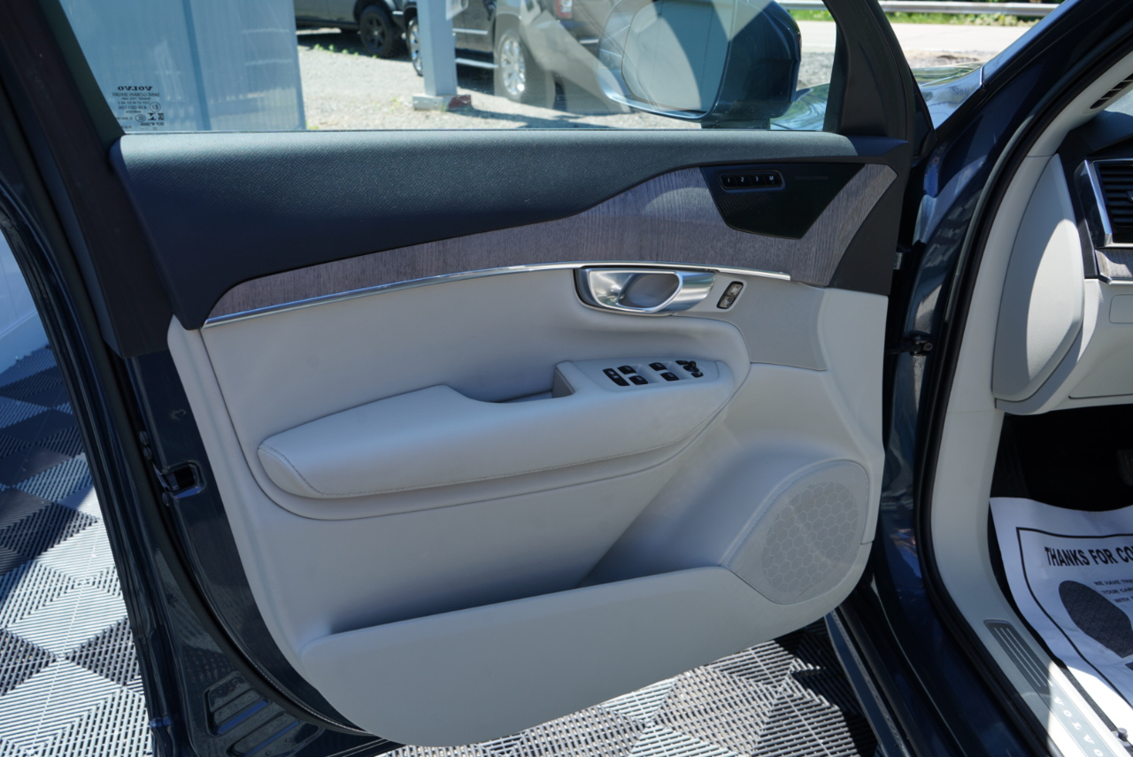 Volvo XC90 B6 AWD Plus 7P 2023